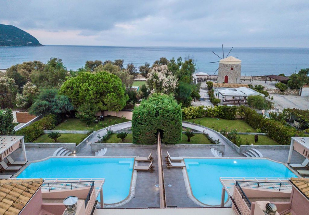AgiosIoannisBeachside02.jpg